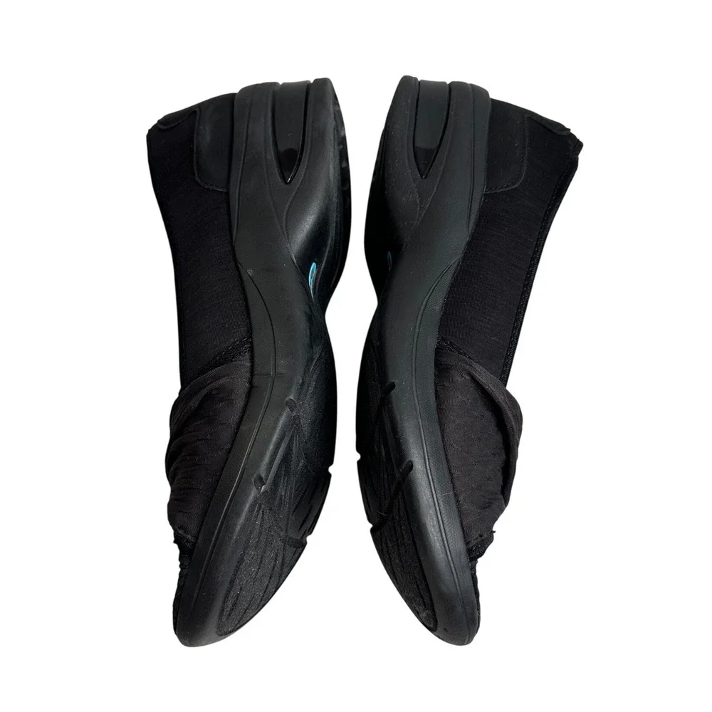 Bzees Remix Women's Black Stretch Peep Toe Wedge‎ Sandals Size 10M Casual